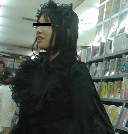 p979059ba864f33996