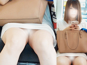 p812975d9ed944a3bb1