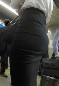 g762493