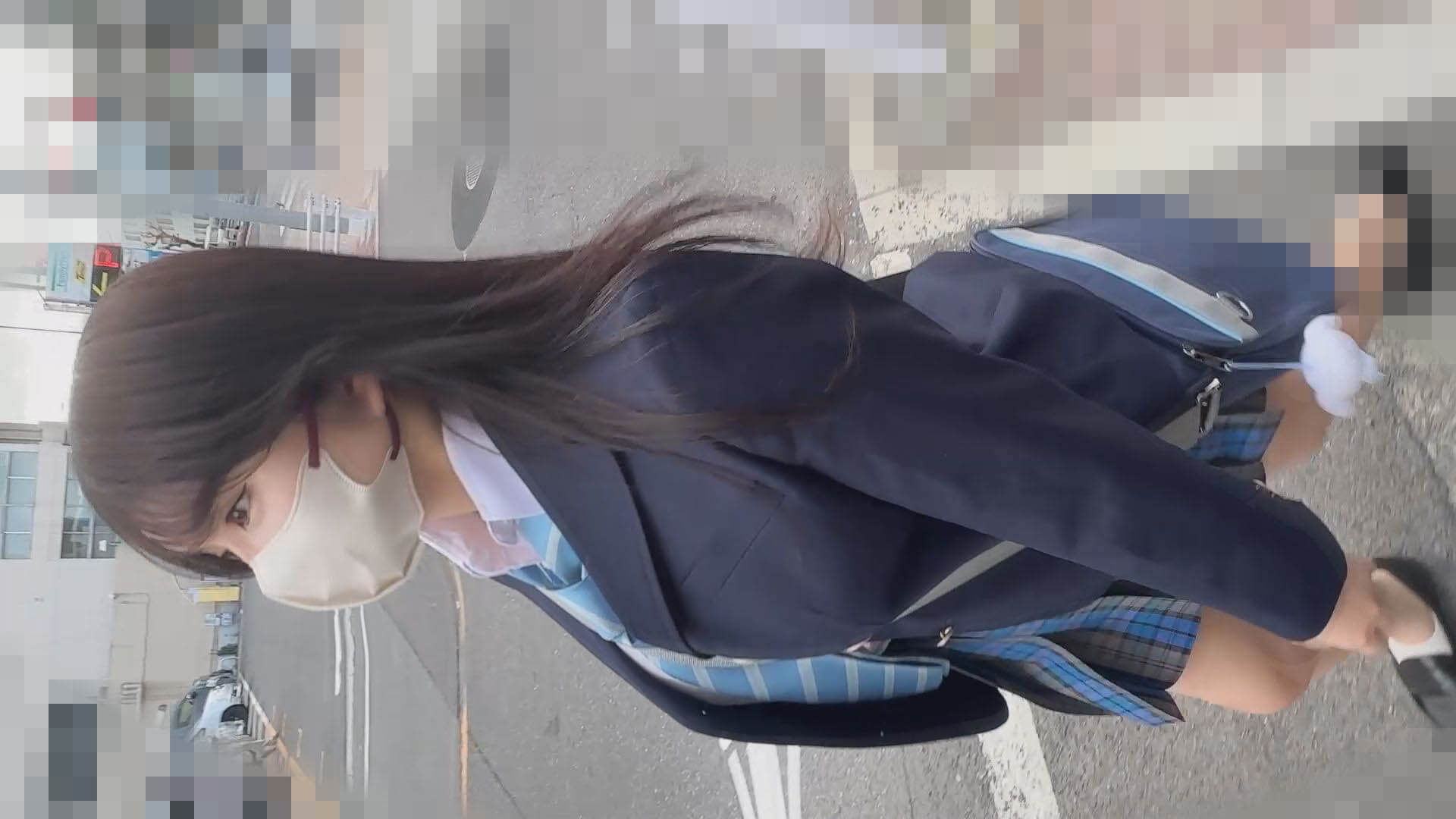 p24136166a82380b910b