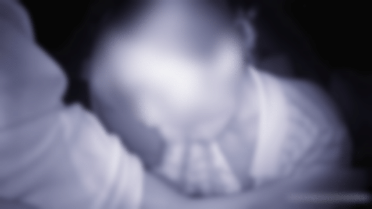 Ugh51Hrf4PKmadESJsEdsGK