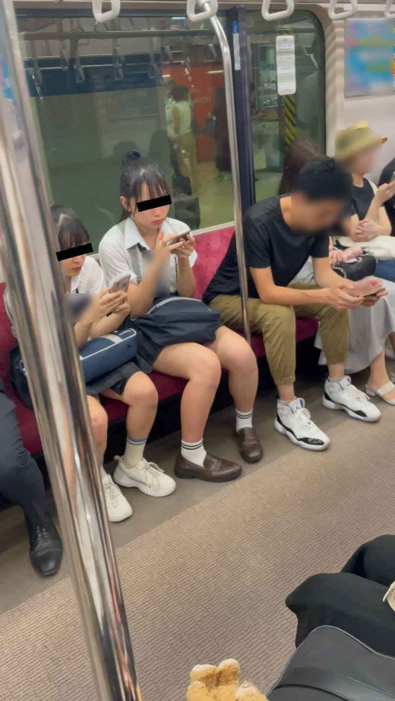 YvXK30WvoJvg4XW0Luj